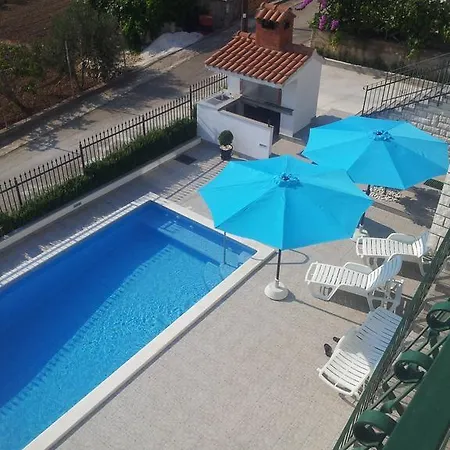 M Διαμέρισμα Seget Vranjica